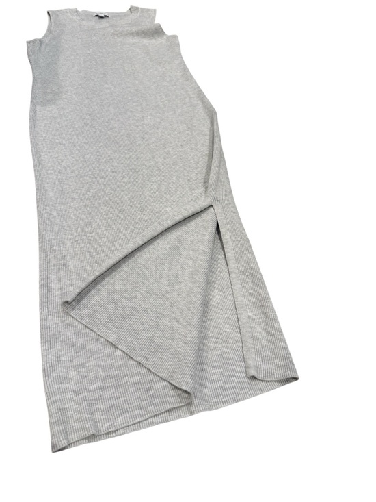 💜5/$50💜 Calvin Klein Jeans Light Gray Maxi Dress - Picture 6 of 8